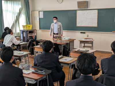 PXL_20260312_005004658