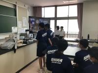 クイズを出しています