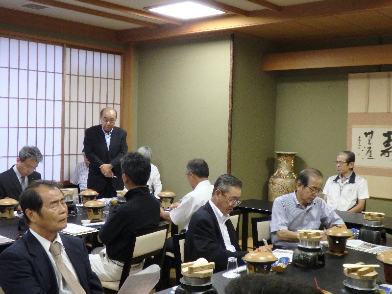 河崎会長による開会挨拶