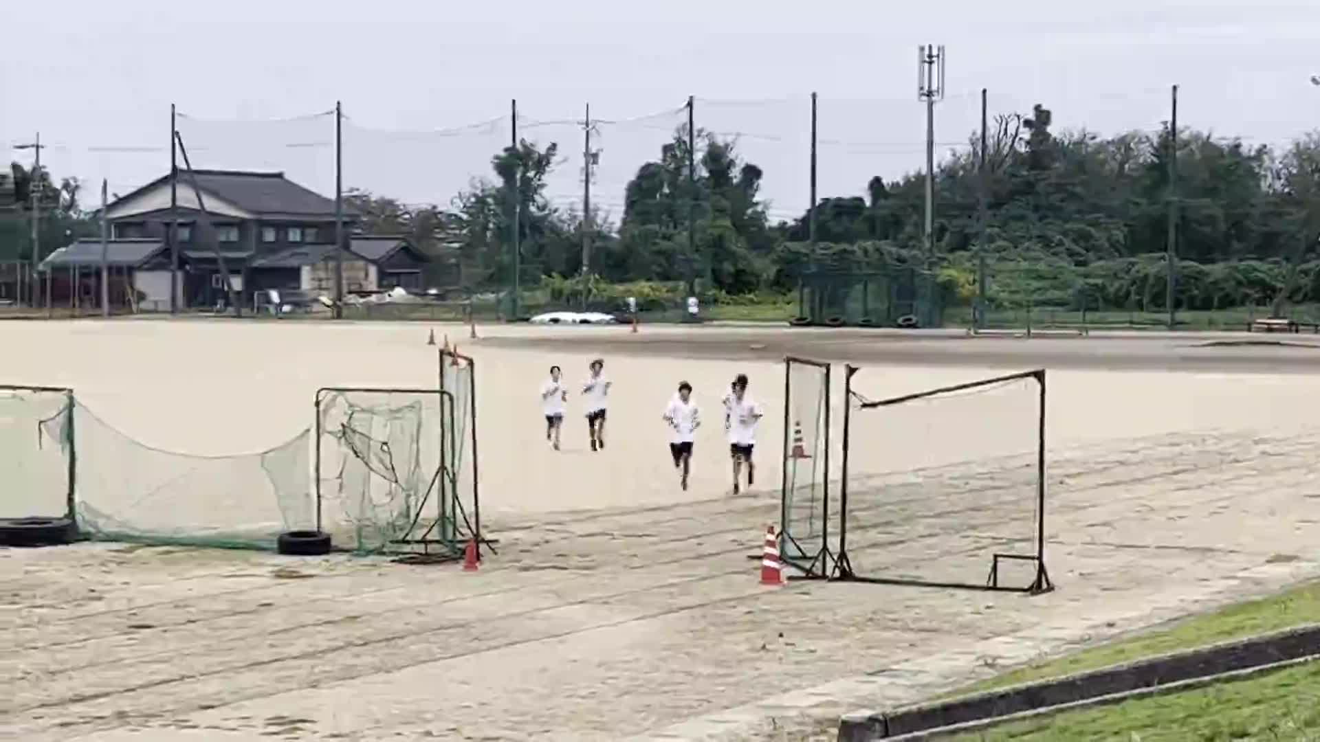 29546b0f809536f8a25a62c61cbde3f9