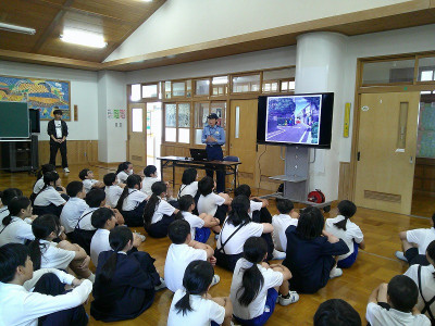 交通安全・高学年①