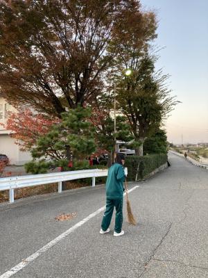 がんばって掃きます