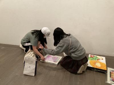 作品をまとめて持ち帰ります