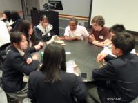 大学生にも堂々とプレゼン