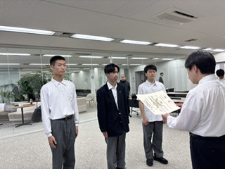 男子団体４位