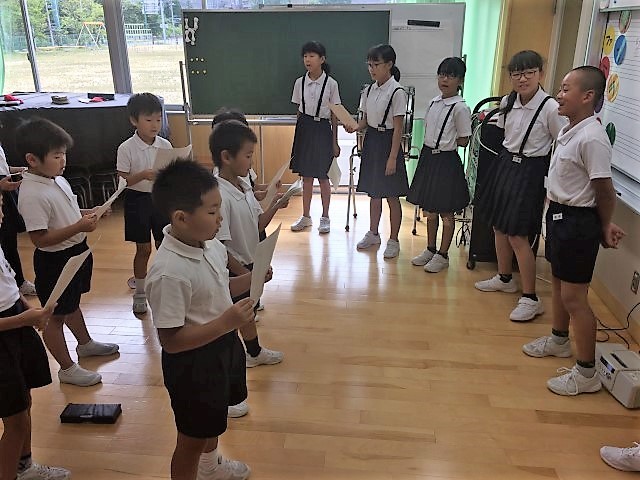 紅組応援団
