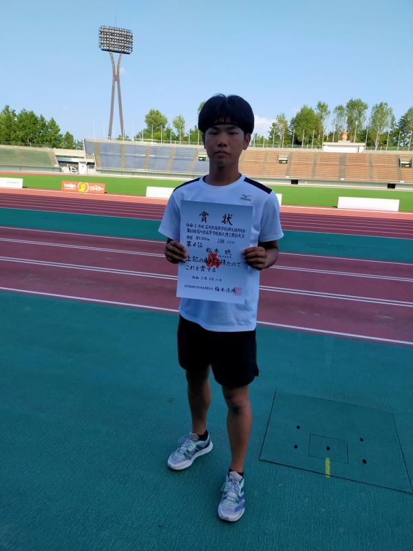 松本くん800m4位で北信越新人進出