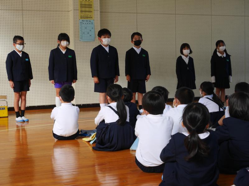 はじめの挨拶では、大きな声ではきはき話し、元気よくスタートしてくれました。