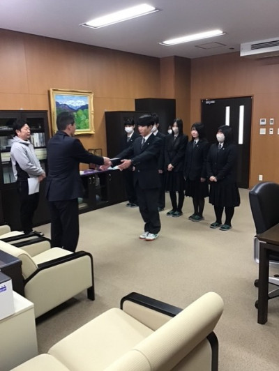 fa29cc63-c456-409d-995f-d587d68198e9