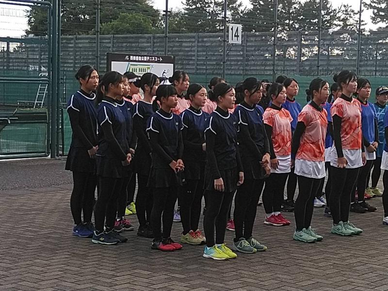 閉会式に挑む選手たち