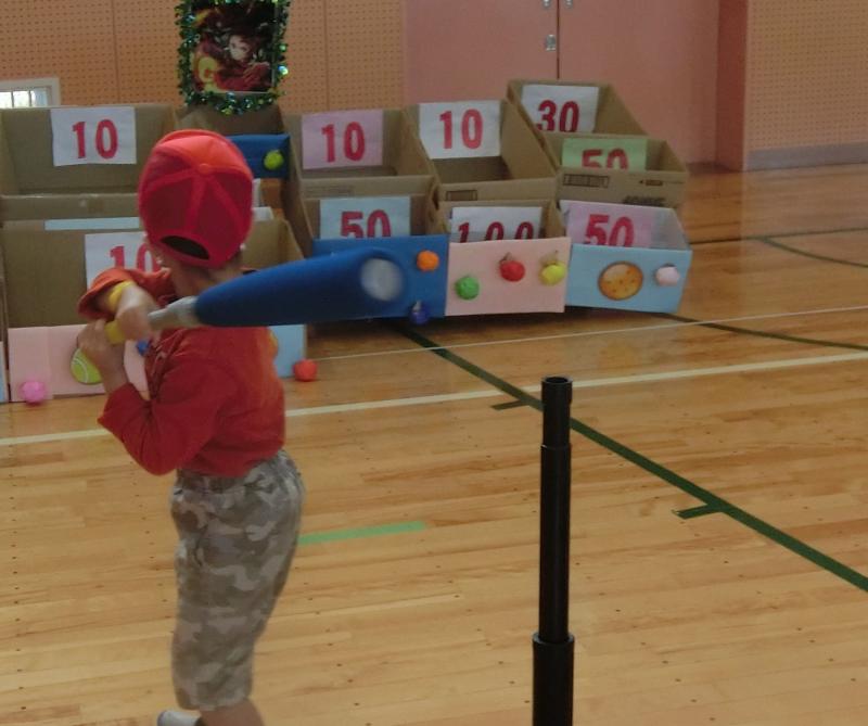 Tボールで的を狙おう！