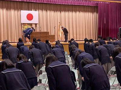 卒業記念品贈呈式