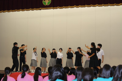 ④