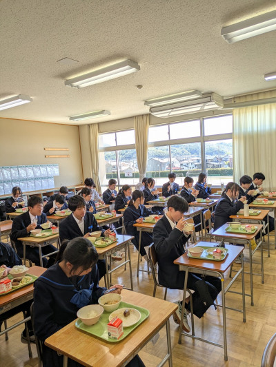 PXL_20260416_034346603.MP (002)