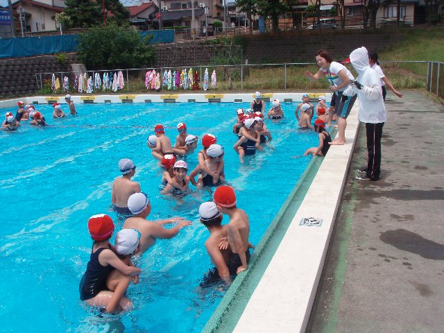 おんぶしています