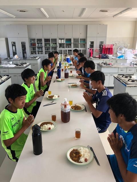 全員でカレーを作りました！