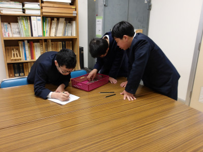 緑の募金　金額数え