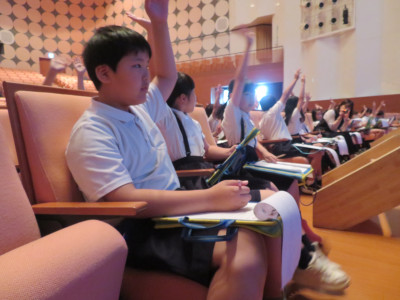 SDGs34年挙手