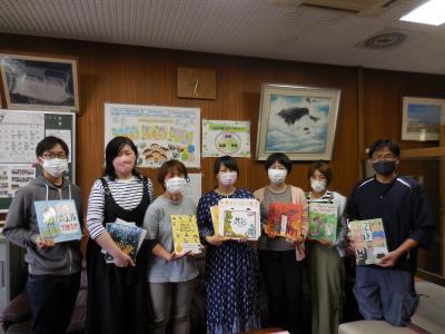 わくたま読み聞かせ隊のみなさん