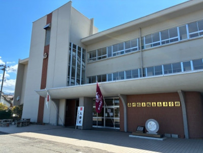 f9fd0f33-f088-4f13-82b5-db22fea93ebc