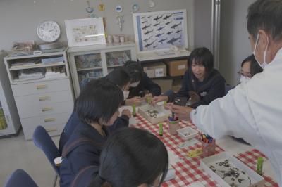 海藻のしおりの作成